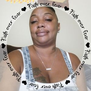 Meet your Posher, Marie